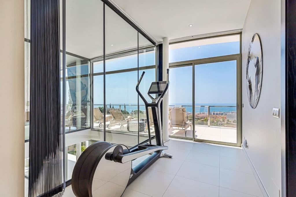 Villa Espectacular In Higueron Benalmadena